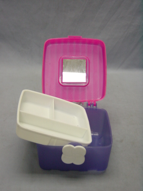 PL. SQUARE COSMATIC BOX 48PC/CS